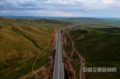 中鐵四局蒙古國新機(jī)場高速公路 連接未來的草原絲路